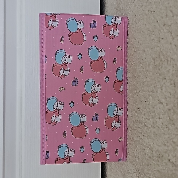 Little Twin Star Storage Box with 3 front pockets - Picture 2 of 5